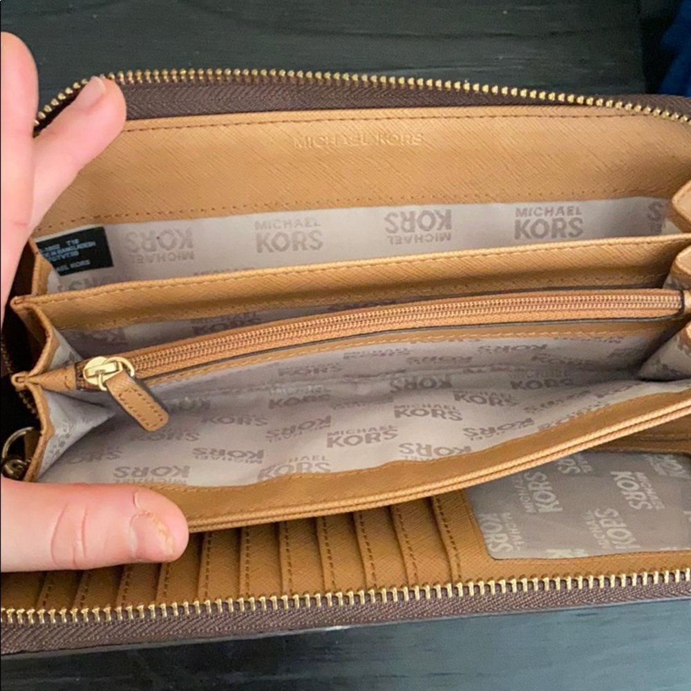 Wallet - Picture 3 of 4